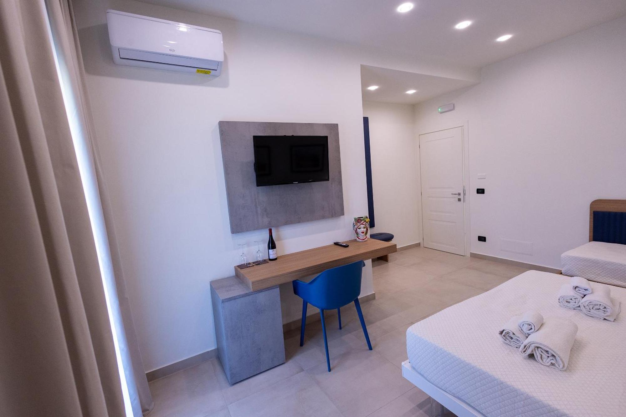Villa Iris จีอาร์ดีนี นักซอส ภายนอก รูปภาพ